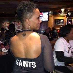 Meet your Posher, Nola